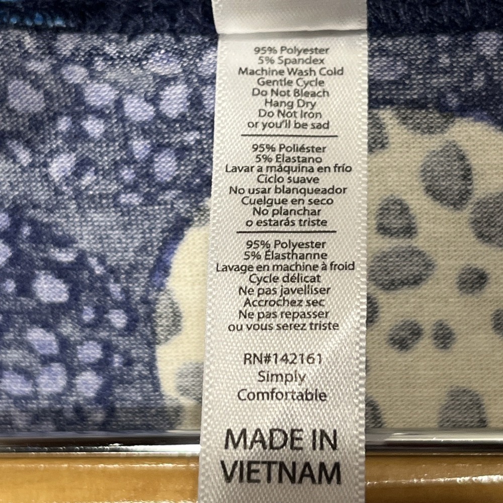 LuLaRoe‎ Disney Perfect-T Short Sleeve Top Size Small - Picture 14 of 14
